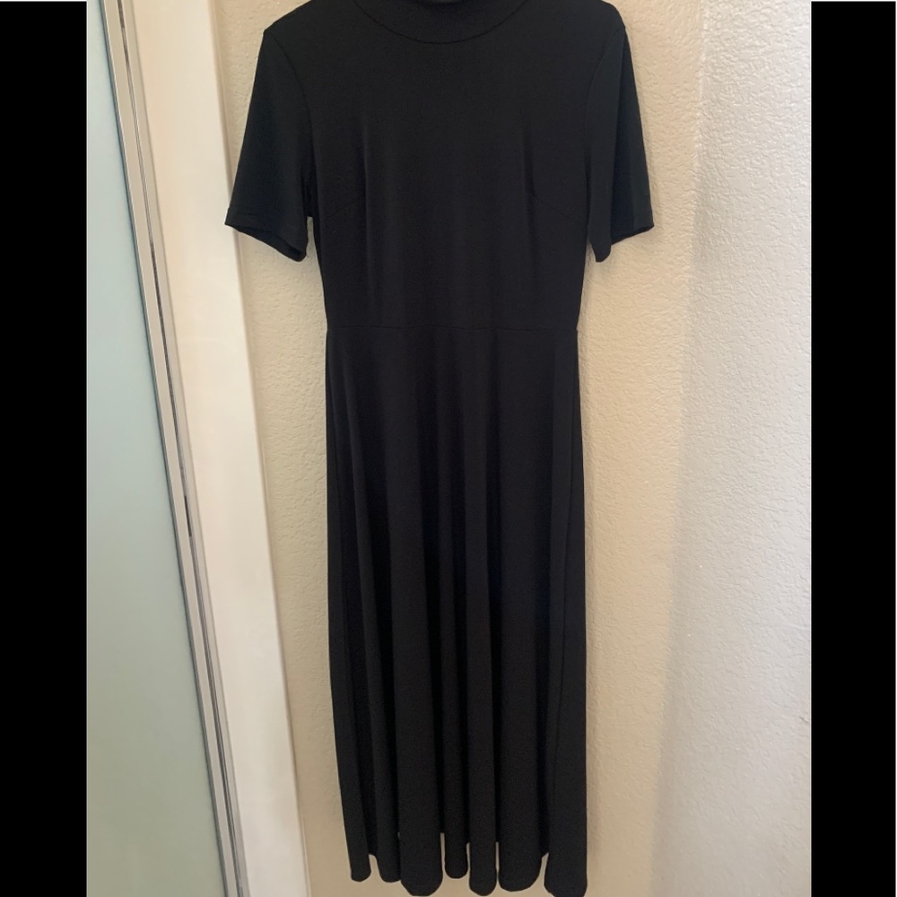 NWT LBISSE long black dress